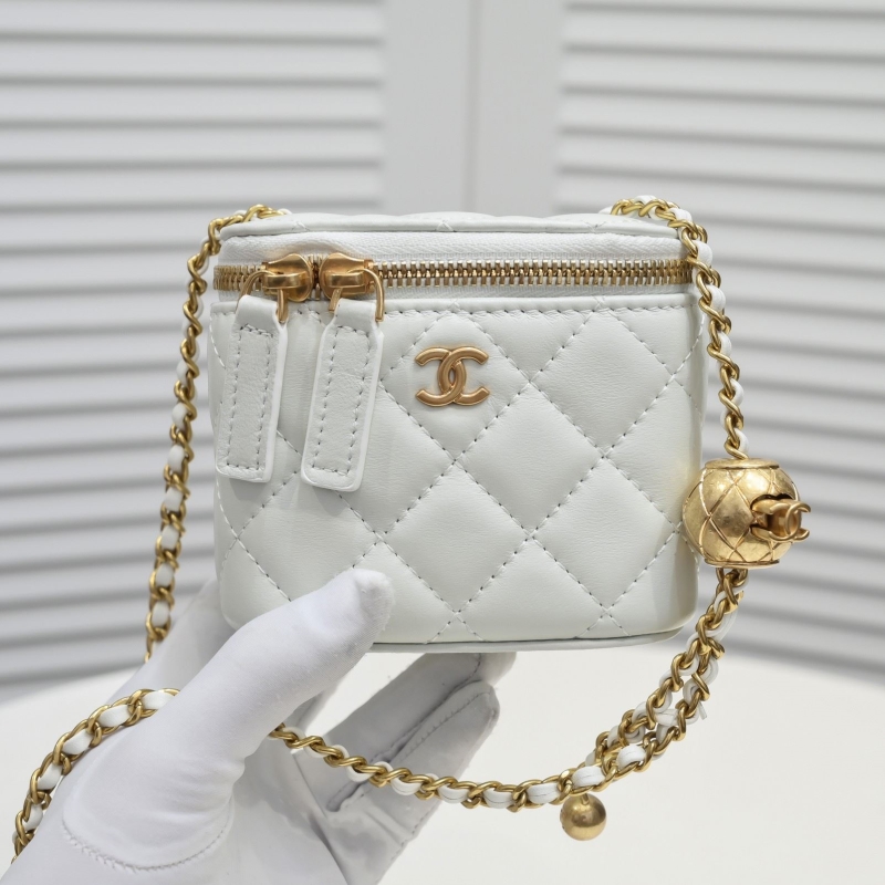 Ch**el cosmetic bags